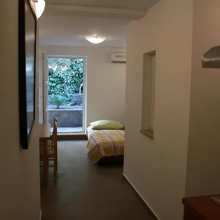 Apartment Mrduljas Split